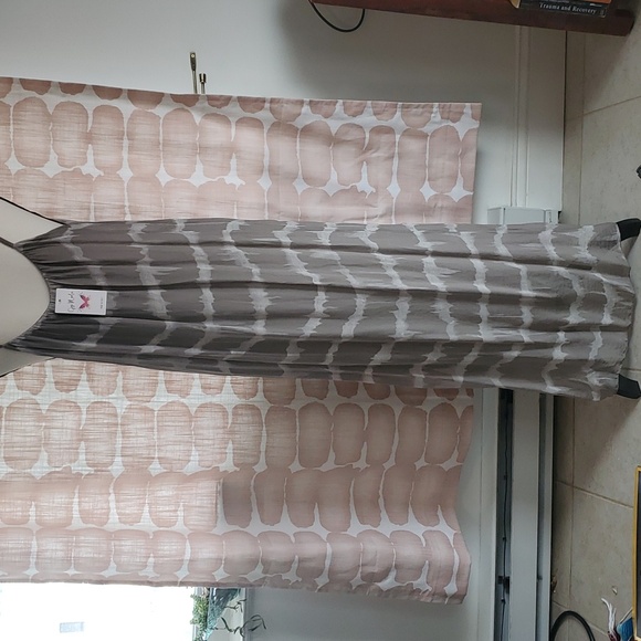 Silk Maxi - Picture 7 of 8